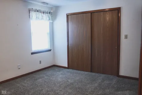 6376 Village Oak Court Indianapolis IN 46236