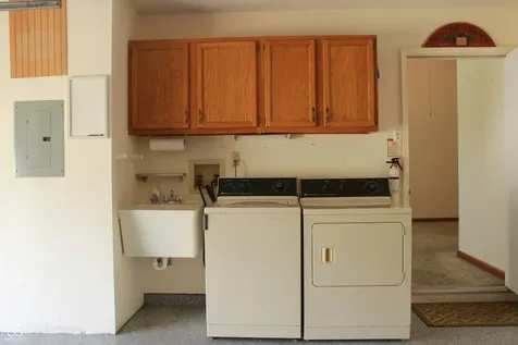 6376 Village Oak Court Indianapolis IN 46236