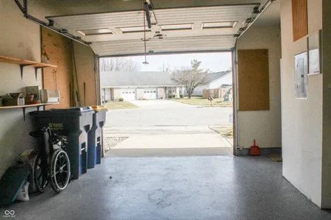 6376 Village Oak Court Indianapolis IN 46236