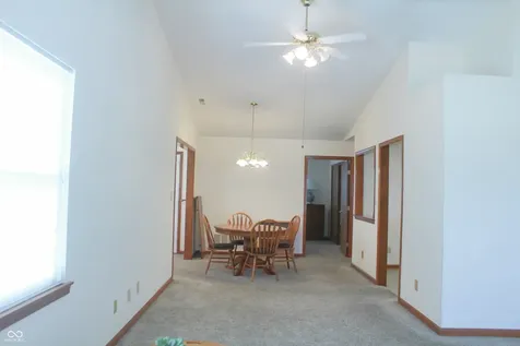 6376 Village Oak Court Indianapolis IN 46236