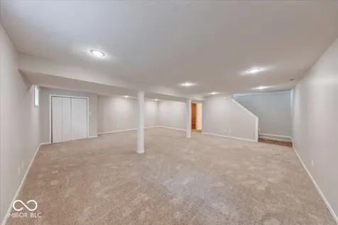 10744 Putnam Place Carmel IN 46032