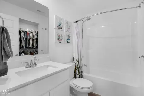 11610 Cotterill Way Indianapolis IN 46235