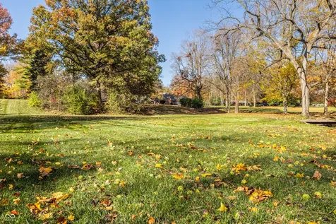 9215 Kerwood Drive Indianapolis IN 46240
