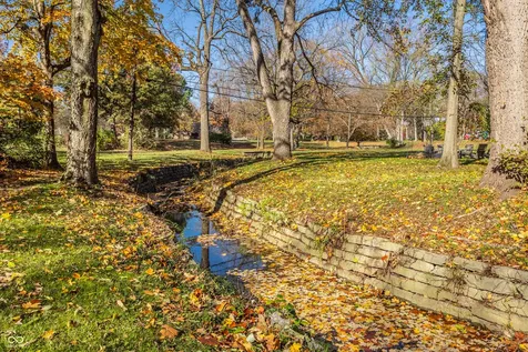9215 Kerwood Drive Indianapolis IN 46240
