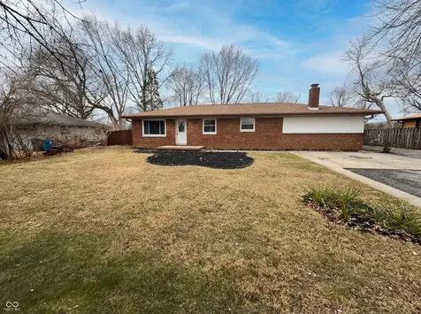 2122 Danbury Drive Indianapolis IN 46231