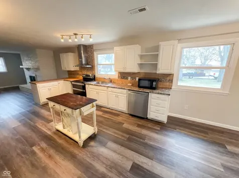 2122 Danbury Drive Indianapolis IN 46231