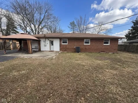 2122 Danbury Drive Indianapolis IN 46231