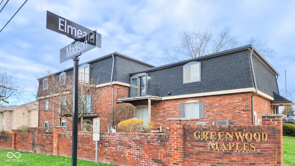 320 Elmead Court Greenwood IN 46142