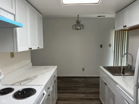 320 Elmead Court Greenwood IN 46142