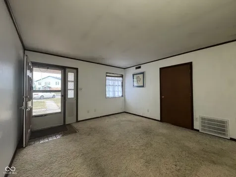 10053 E Dedham Drive Indianapolis IN 46229