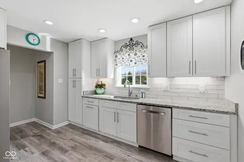 12739 Bay Forrest Drive Indianapolis IN 46236
