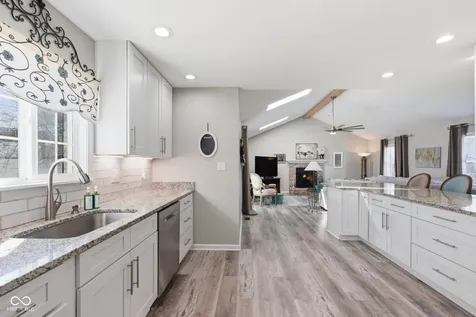 12739 Bay Forrest Drive Indianapolis IN 46236