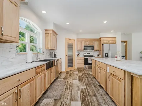 9330 S State Road 243 Cloverdale IN 46120