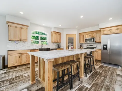 9330 S State Road 243 Cloverdale IN 46120