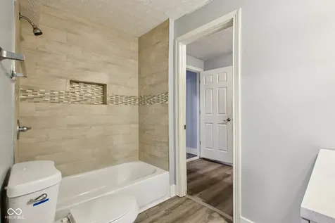 421 W 39th Street Indianapolis IN 46208