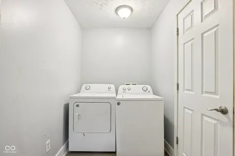 421 W 39th Street Indianapolis IN 46208