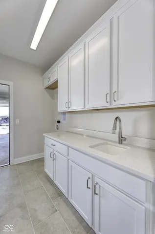 2412 N Keenan Circle Westfield IN 46074