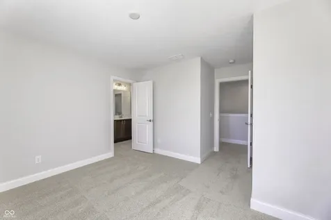 2412 N Keenan Circle Westfield IN 46074