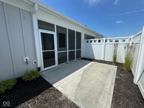 2412 N Keenan Circle Westfield IN 46074