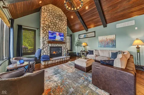 13400 Cambridge Cove Way Fishers IN 46055