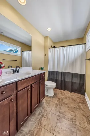 13400 Cambridge Cove Way Fishers IN 46055