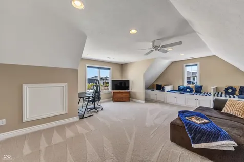13400 Cambridge Cove Way Fishers IN 46055