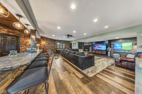 13400 Cambridge Cove Way Fishers IN 46055