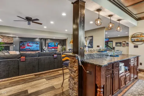 13400 Cambridge Cove Way Fishers IN 46055