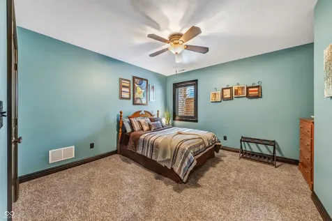 13400 Cambridge Cove Way Fishers IN 46055