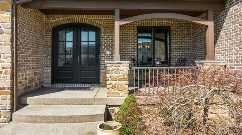 13400 Cambridge Cove Way Fishers IN 46055