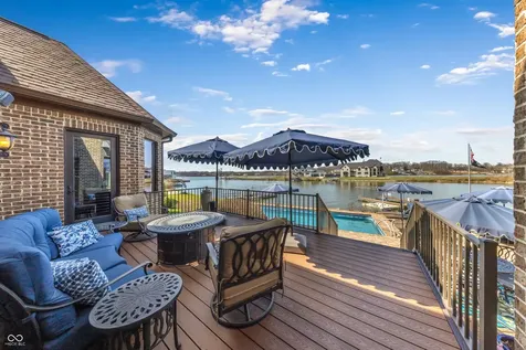 13400 Cambridge Cove Way Fishers IN 46055