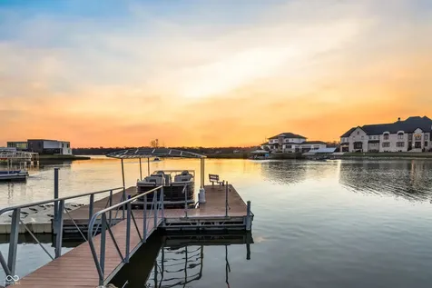 13400 Cambridge Cove Way Fishers IN 46055