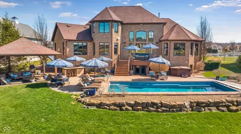 13400 Cambridge Cove Way Fishers IN 46055