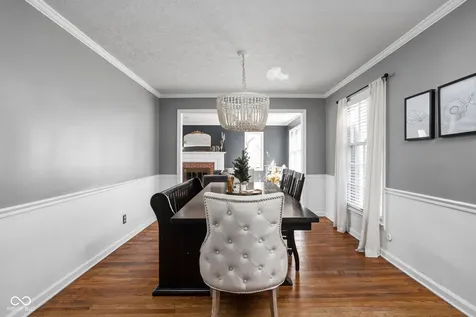 7225 Westminster Drive Indianapolis IN 46256