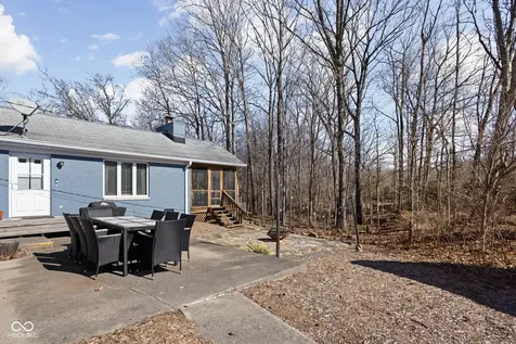 7225 Westminster Drive Indianapolis IN 46256