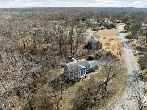 7225 Westminster Drive Indianapolis IN 46256