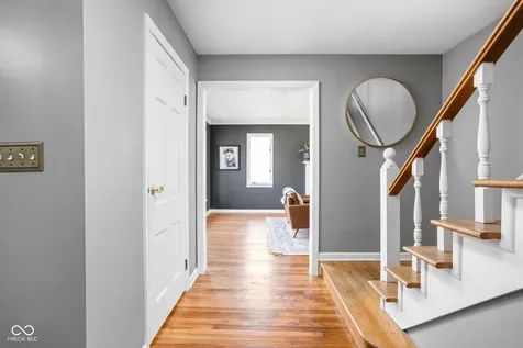 7225 Westminster Drive Indianapolis IN 46256