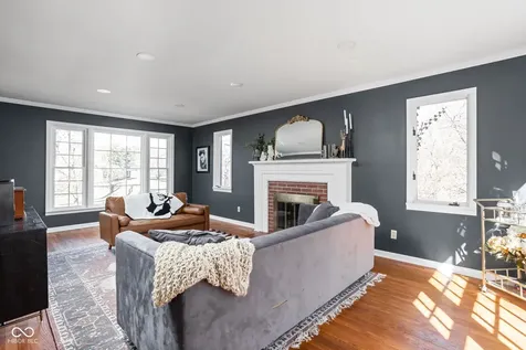 7225 Westminster Drive Indianapolis IN 46256