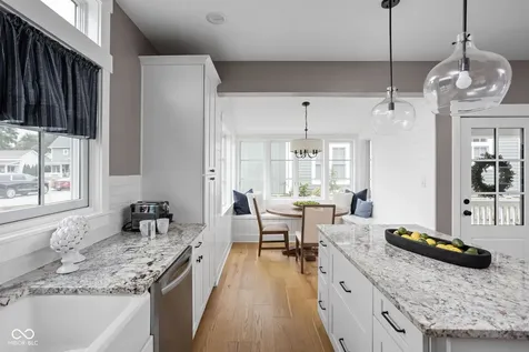 5713 Upper Garden Way Zionsville IN 46077