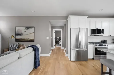 5713 Upper Garden Way Zionsville IN 46077
