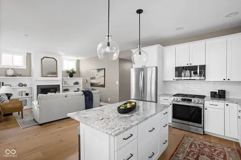 5713 Upper Garden Way Zionsville IN 46077