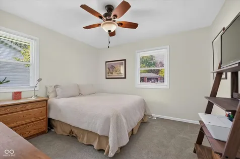 1492 Woodscliff Drive Anderson IN 46012
