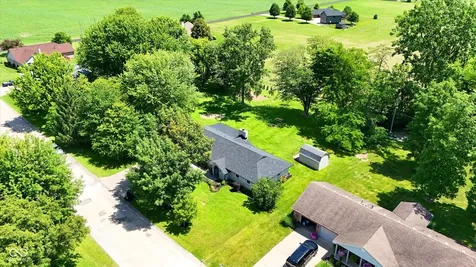 1492 Woodscliff Drive Anderson IN 46012