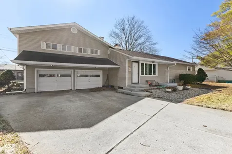 638 Maple Court Brownsburg IN 46112