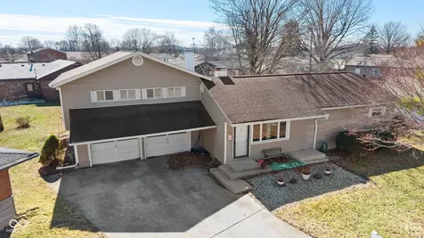 638 Maple Court Brownsburg IN 46112