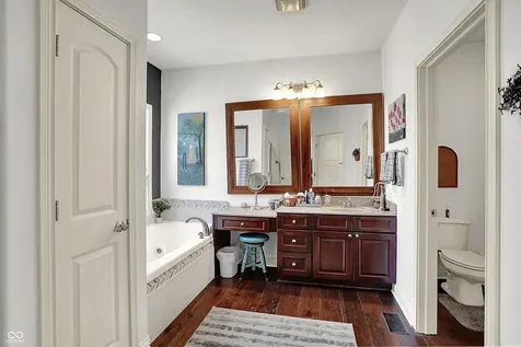 7241 Rooses Drive Indianapolis IN 46217