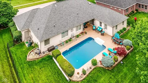 7241 Rooses Drive Indianapolis IN 46217
