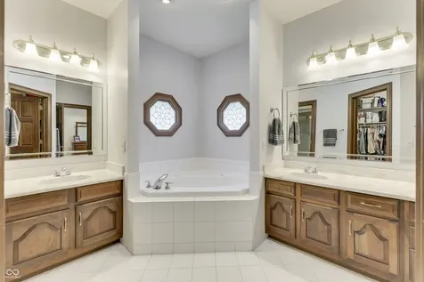 6010 Fawnwood Drive Greenwood IN 46143