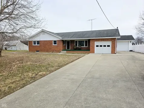 211 Cindy Lane Crothersville IN 47229