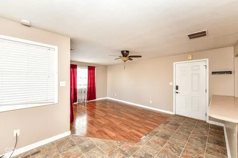 529 Maple Lane Brownsburg IN 46112